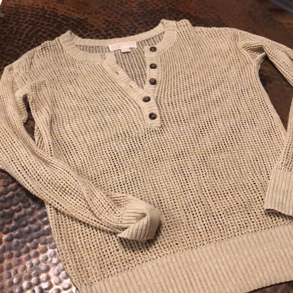 Michael Kors Sweaters - Michael Kors Cut out knit shirt Women’s S-M
